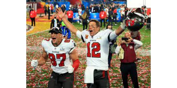 L'entraîneur et le directeur général des Tampa Bay Buccaneers proposent de renouveler
